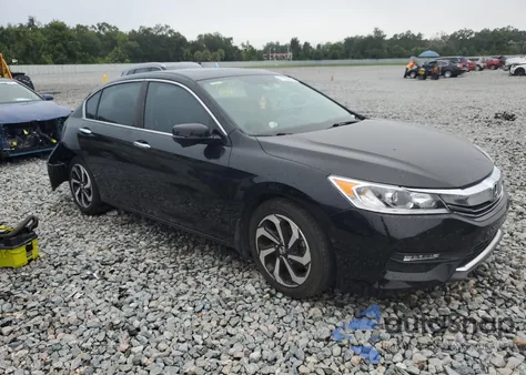 2017 Honda Accord Exl z USA, uszkodzony, nr VIN 1HGCR2F81HA136981
